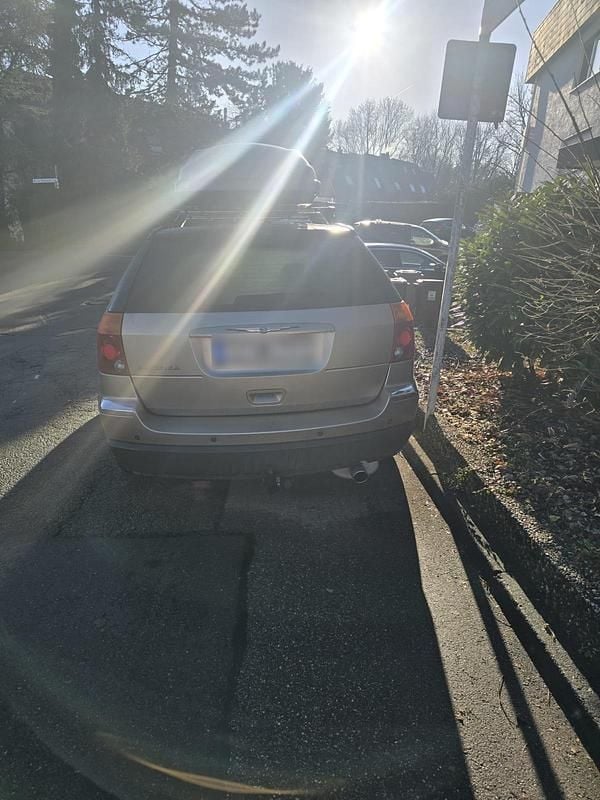 Beige Gebraucht 2002 Chrysler Pacifica Van / Kleinbus | 2.499 € - Bild 1/4