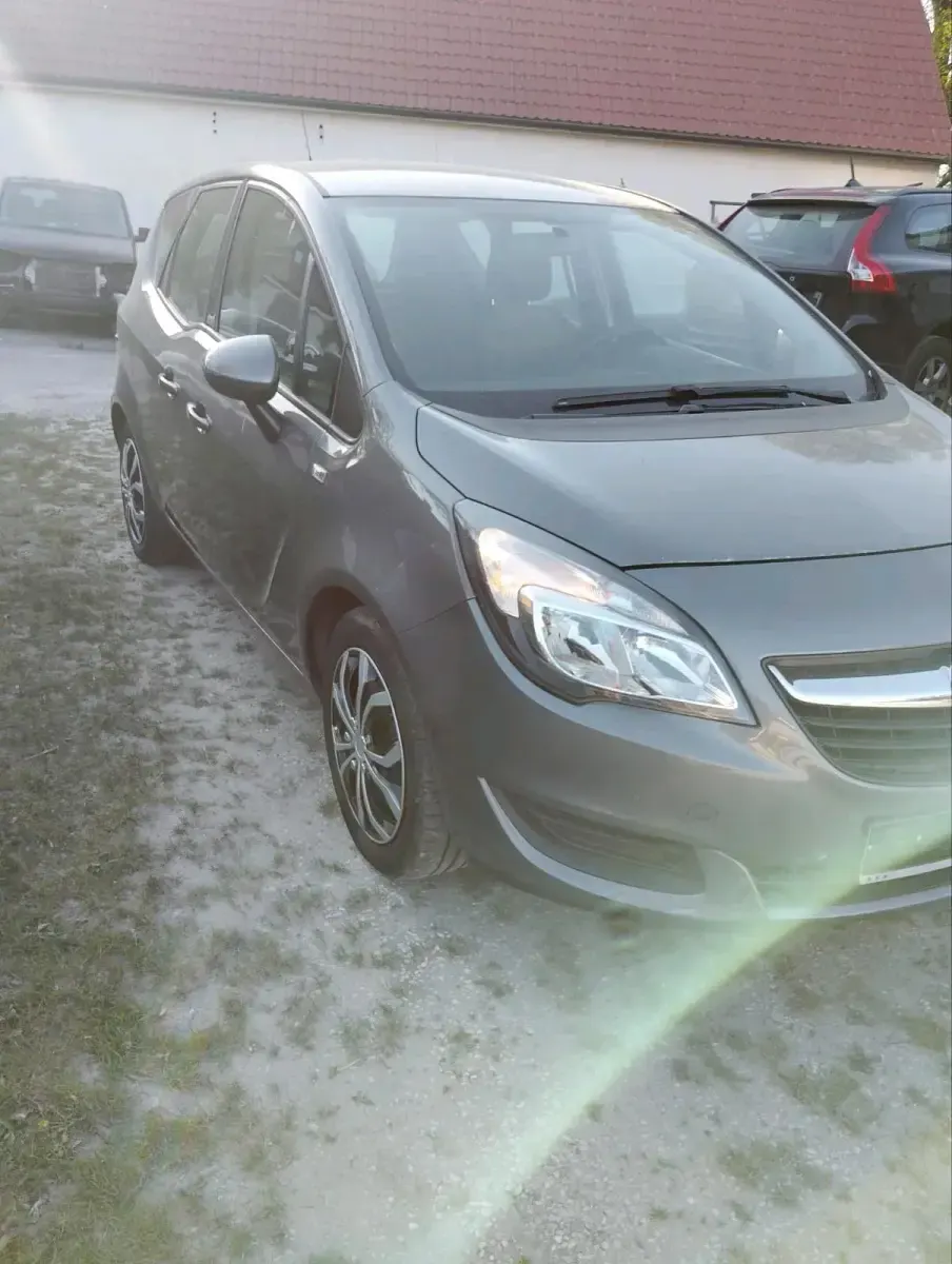 Używany Opel Meriva 95 KM (69 kW) 2015 Szary Minivan