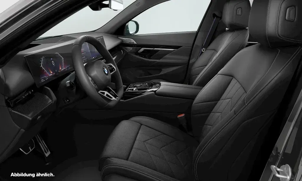 Gebraucht BMW 540 M Sport 286 PS (210 kW) 2025 Sophistograu brillanteffekt Kombi
