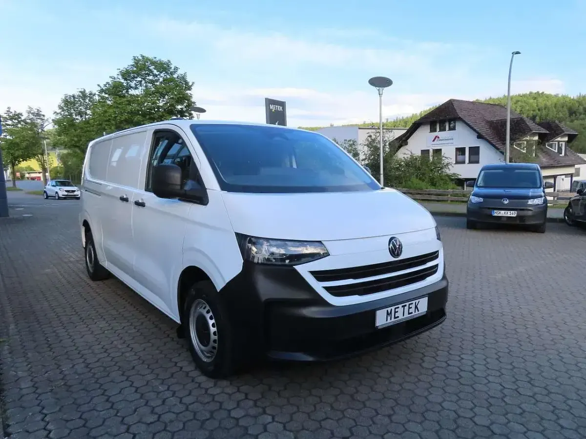 Gebraucht VW Transporter 150 PS (110 kW) 2025 Weiß Van