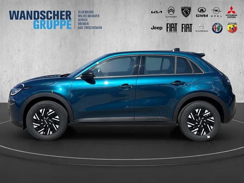 Neu Fiat 600 110 PS (80 kW) 2025 Grünschwarz SUV