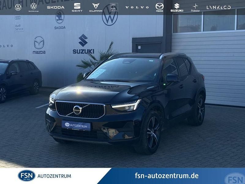 Gebraucht Volvo XC40 Core 163 PS (119 kW) 2025 Schwarz SUV