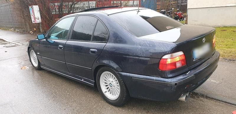 Gebraucht BMW 523 M Sport 170 PS (125 kW) 2000 Blau Limousine