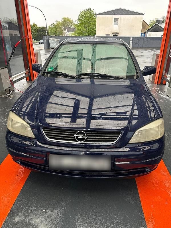 Gebraucht Opel Astra 105 PS (77 kW) 1998 Blau Kleinwagen