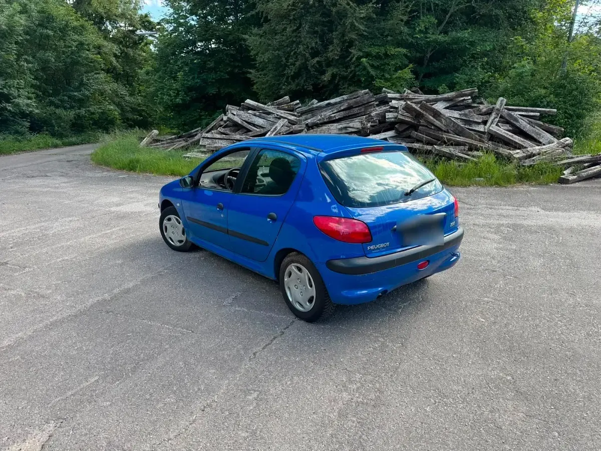 Gebraucht Peugeot 206 75 PS (55 kW) 2002 Blau Kleinwagen