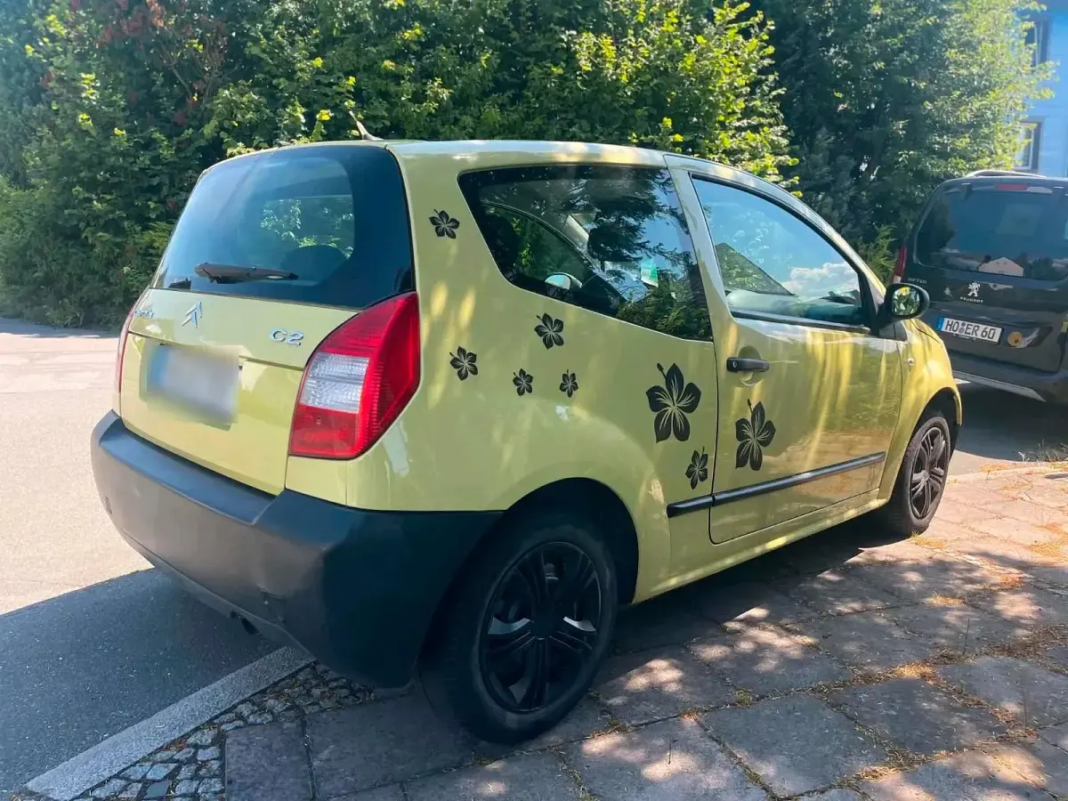Gebraucht Citroën C2 60 PS (44 kW) 2006 Gelb Kleinwagen