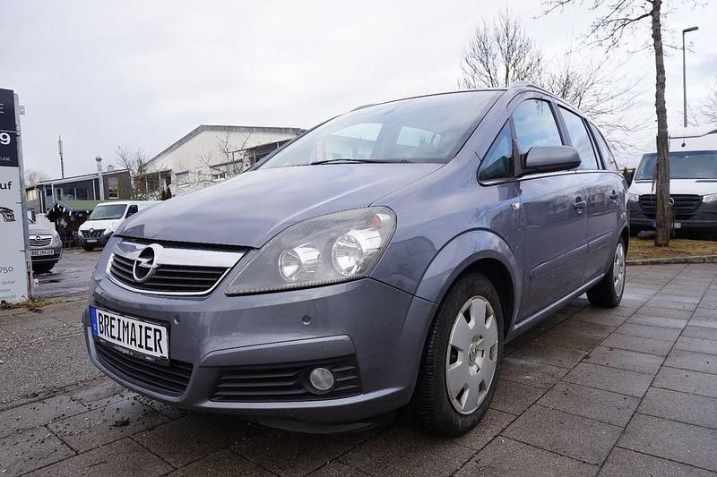 Moonlandgrau m2 Gebraucht 2007 Opel Zafira Van / Kleinbus | 6.450 € (Teuer) - Bild 1/4