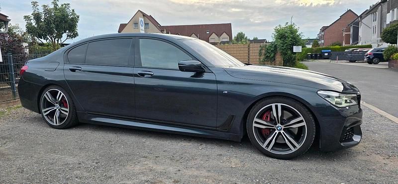 Gebraucht 2016 BMW 750L M Sport Limousine | 26.000 € (Etwas zu teuer) - Bild 1/4