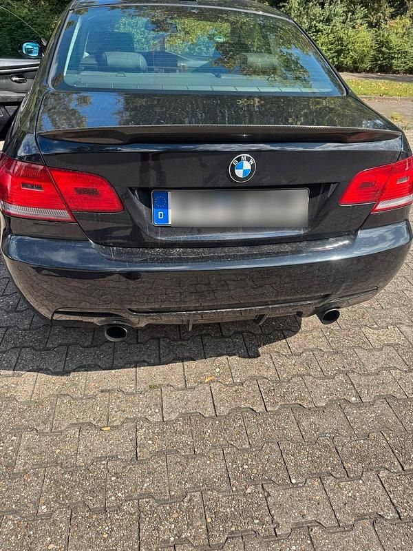Schwarz Gebraucht 2008 BMW 335 M Sport Coupé | 13.300 € (Etwas zu teuer) - Bild 1/4