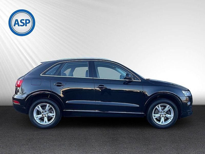Gebraucht Audi Q3 Sport 179 PS (131 kW) 2016 Schwarz SUV