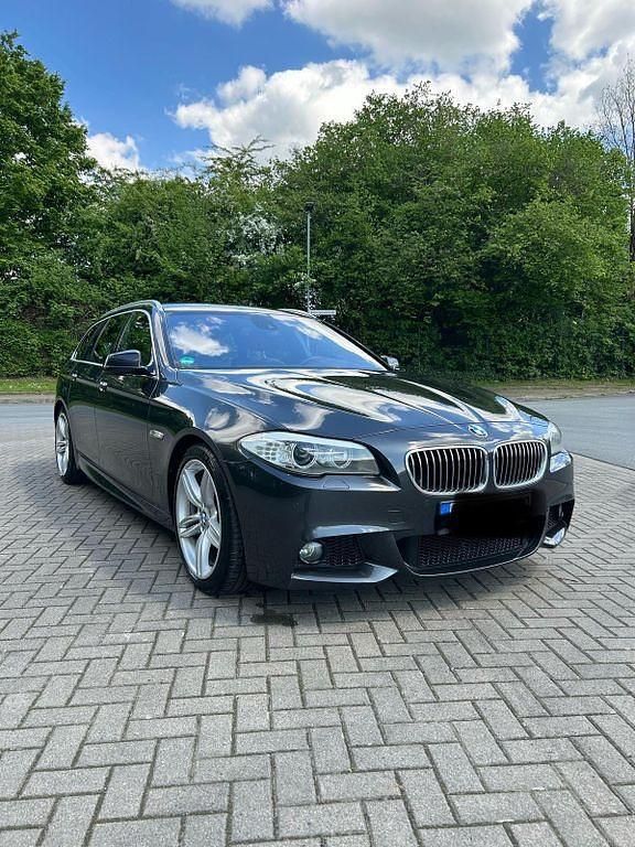 Grau Gebraucht 2011 BMW 535 M Sport Kombi | 13.800 € (Fairer Preis) - Bild 1/4