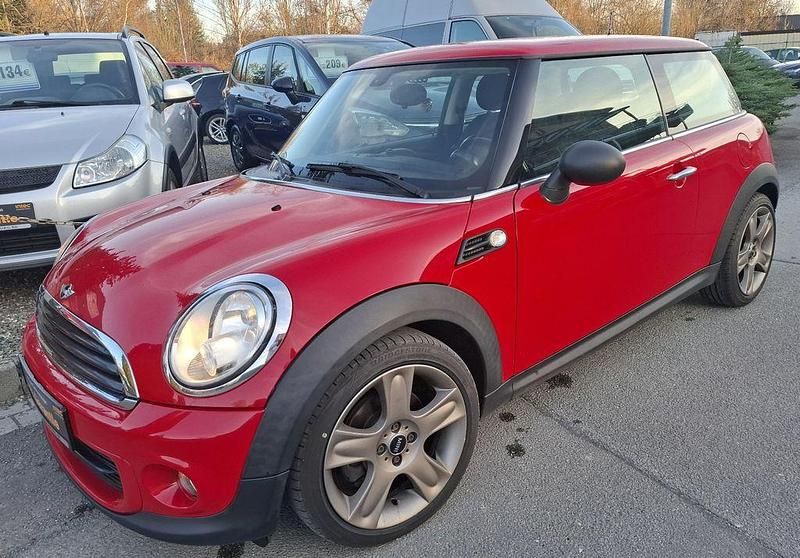 Gebraucht Mini ONE 75 PS (55 kW) 2013 Rot Kleinwagen