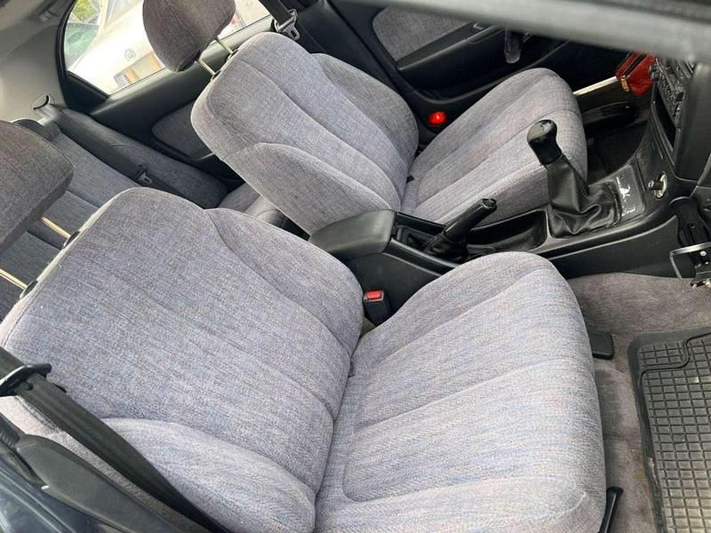 Gebraucht Mazda Xedos 144 PS (105 kW) 1993 Blau Limousine