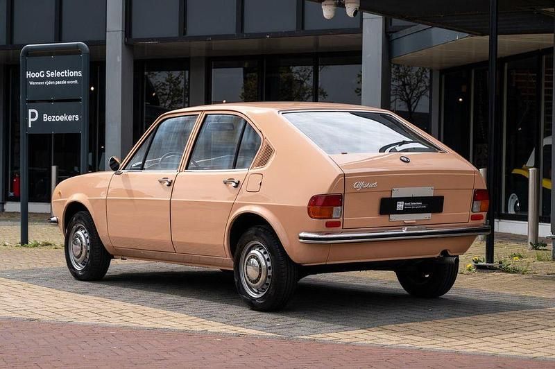 Gebraucht Alfa Romeo Alfasud 79 PS (58 kW) 1973 Beige Kleinwagen