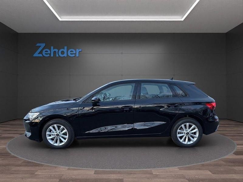 Gebraucht Audi A3 Ambiente 150 PS (110 kW) 2025 Schwarz Limousine