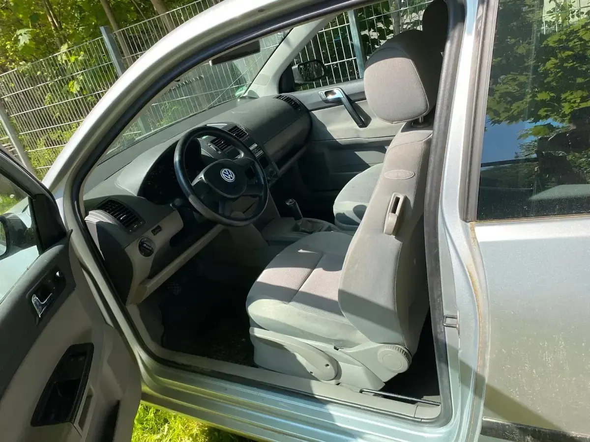 Gebraucht VW Polo 100 PS (73 kW) 2002 Silber Kleinwagen