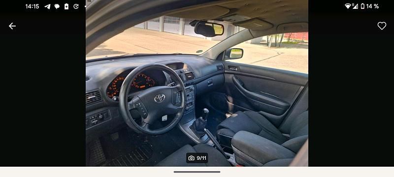 Silber Gebraucht 2003 Toyota Avensis Kombi | 2.000 € (Fairer Preis) - Bild 1/4