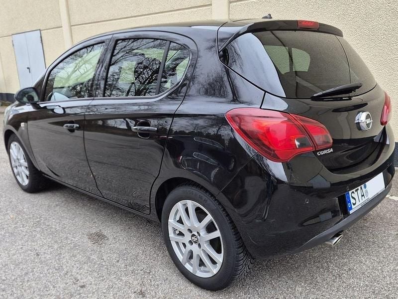 Gebraucht Opel Corsa 90 PS (66 kW) 2019 Black meet kettle Kleinwagen