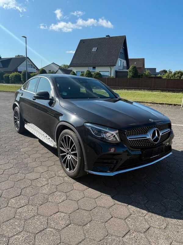 Schwarz Gebraucht 2017 Mercedes GLC220 Coupé | 37.900 € (Etwas zu teuer) - Bild 1/4