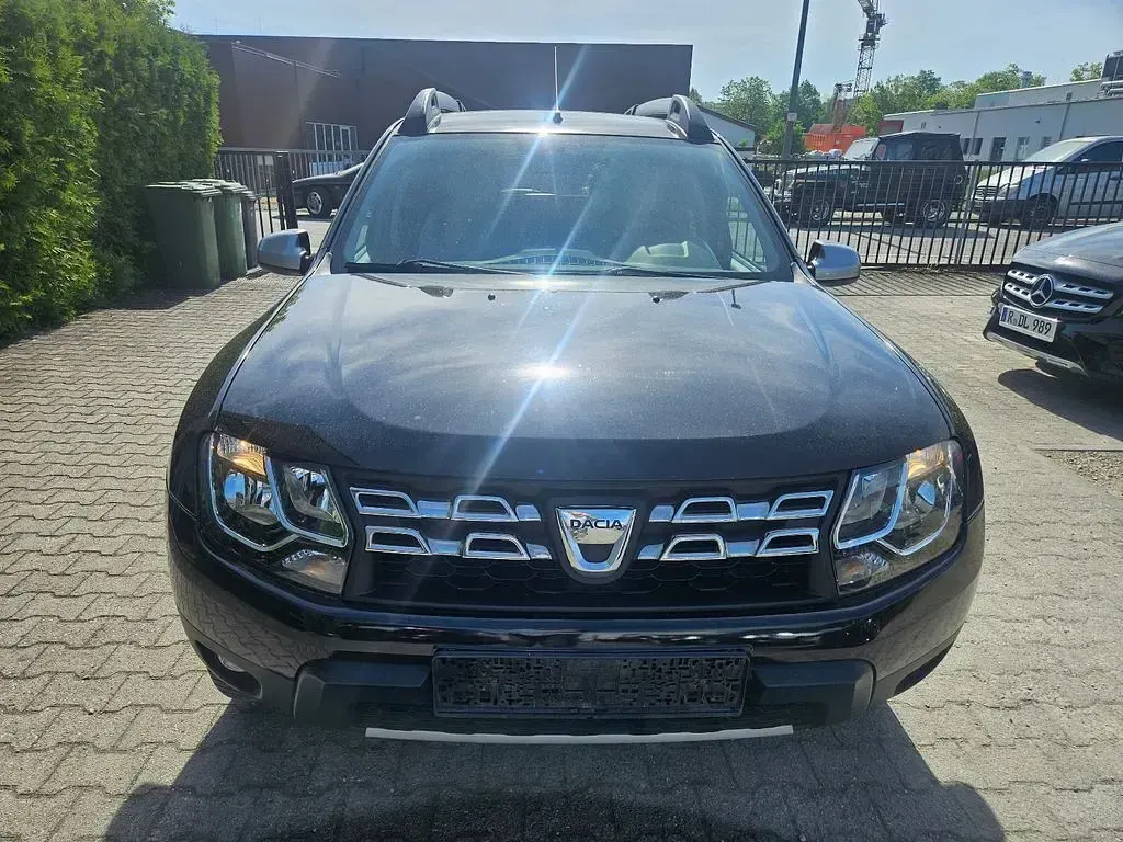 Gebraucht Dacia Duster Prestige 125 PS (91 kW) 2017 Schwarz SUV