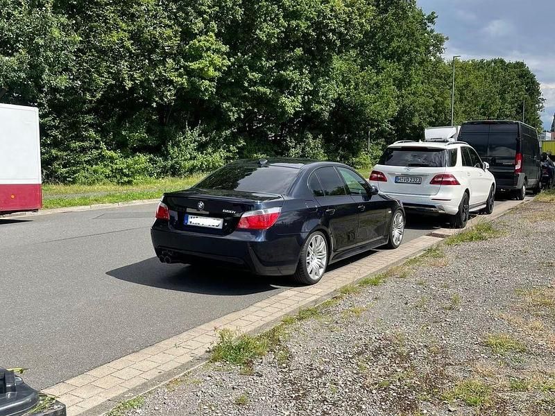 Gebraucht BMW 550 Performance 367 PS (269 kW) 2006 Schwarz Limousine