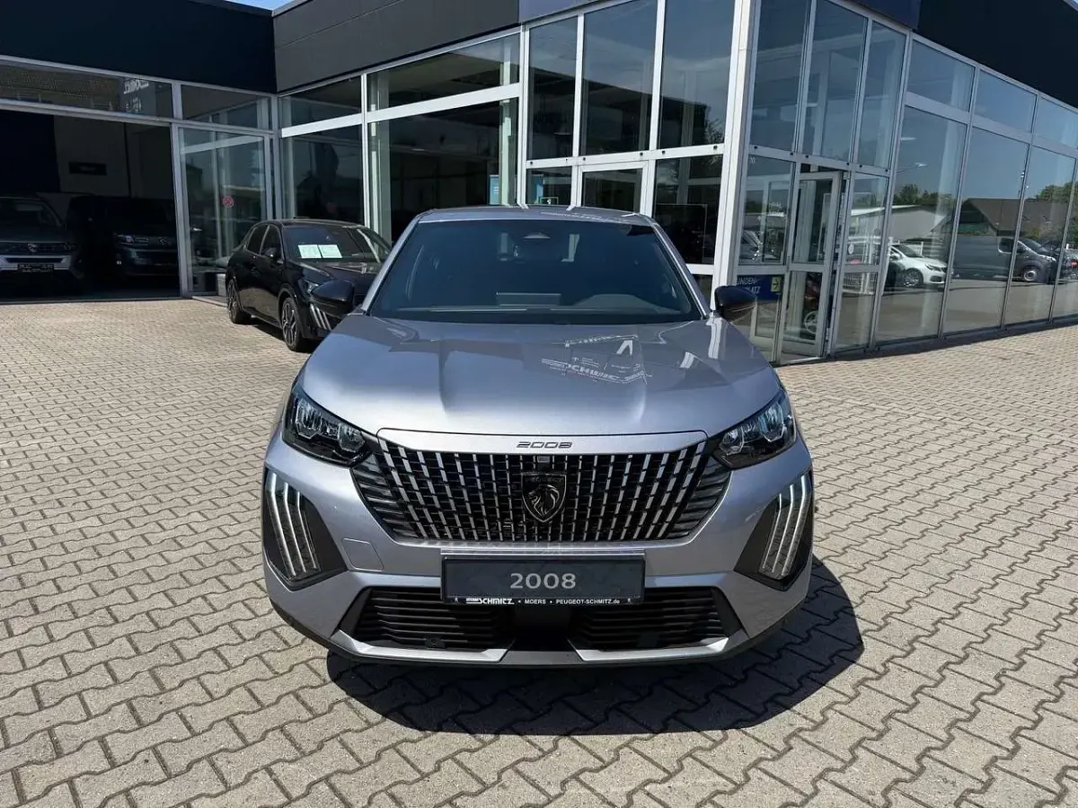 Neu Peugeot 2008 Allure 145 PS (106 kW) 2026 Lack grau artense/typ aussenve SUV