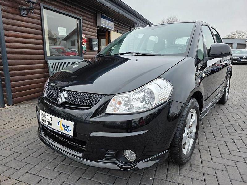Gebraucht Suzuki SX4 Club 107 PS (78 kW) 2009 Schwarz Limousine
