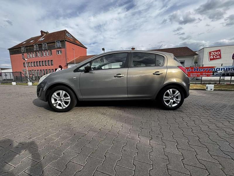 Gebraucht 2011 Opel Corsa Satellite Limousine | 3.750 € (Fairer Preis) - Bild 1/4