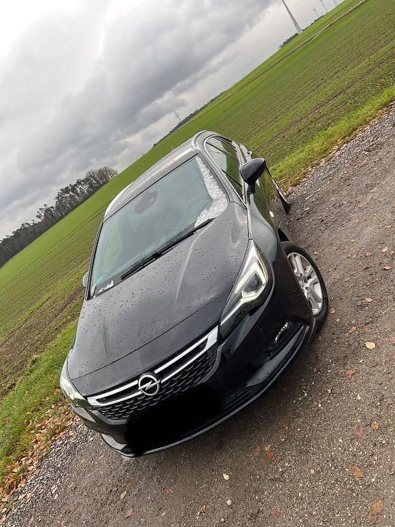 Schwarz Gebraucht 2019 Opel Astra Innovation Kombi | 13.500 € (Fairer Preis) - Bild 1/4