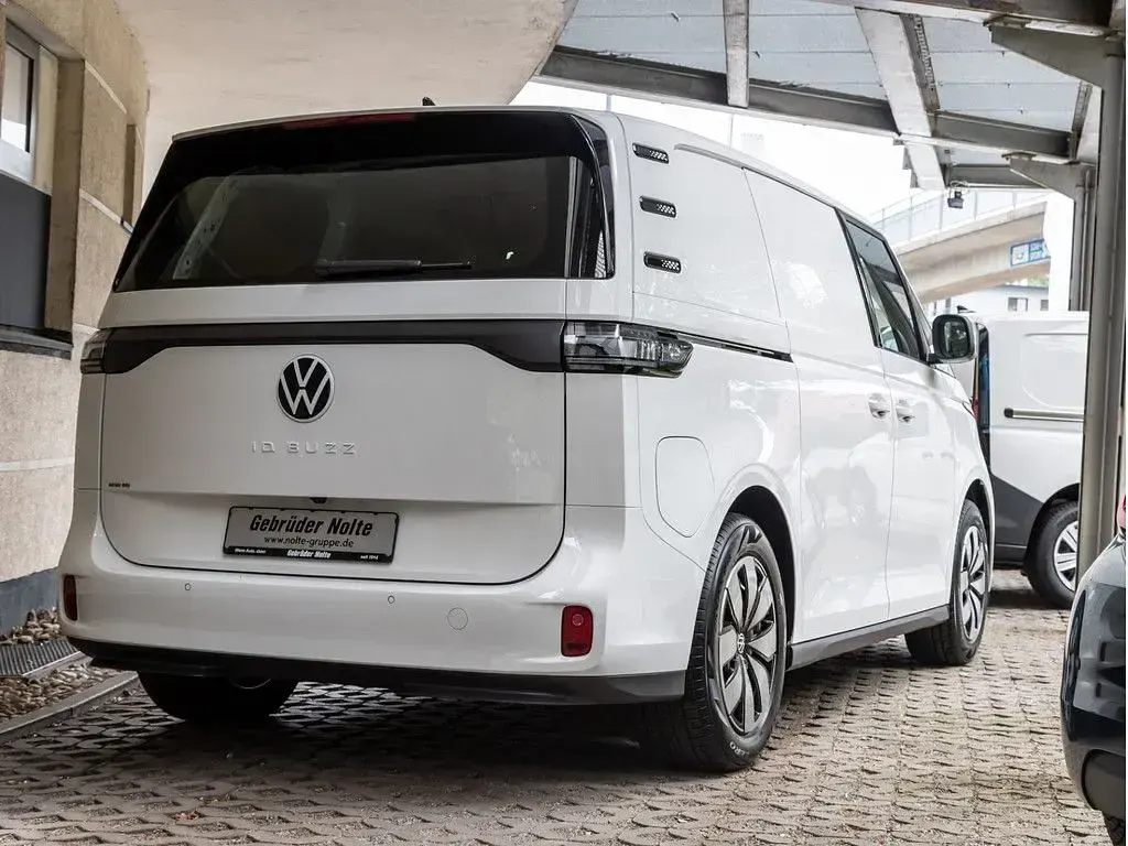 Neu VW ID. Buzz Pro 210 kW (286 PS) 2026 Weiss / Van / Kleinbus