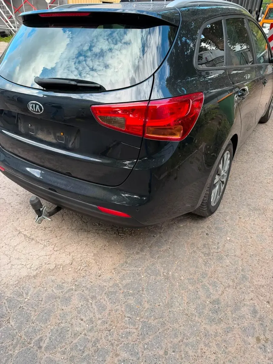 Gebraucht Kia Ceed 120 PS (88 kW) 2018 Blau Kleinwagen