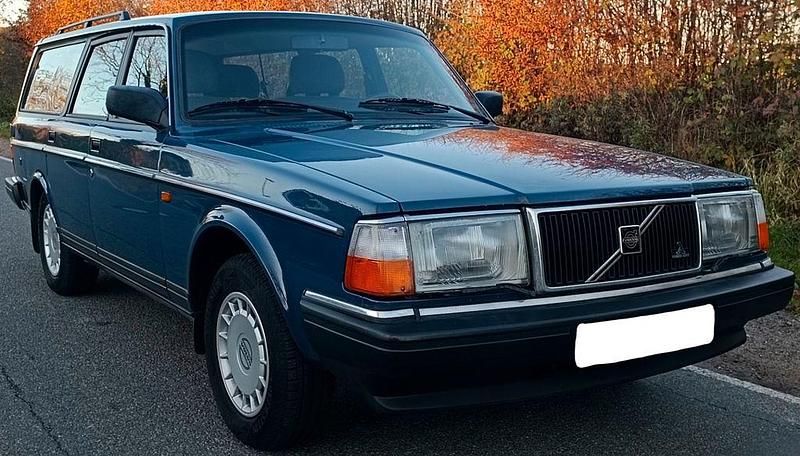 Blau Gebraucht 1991 Volvo 245 Kombi | 12.900 € - Bild 1/4