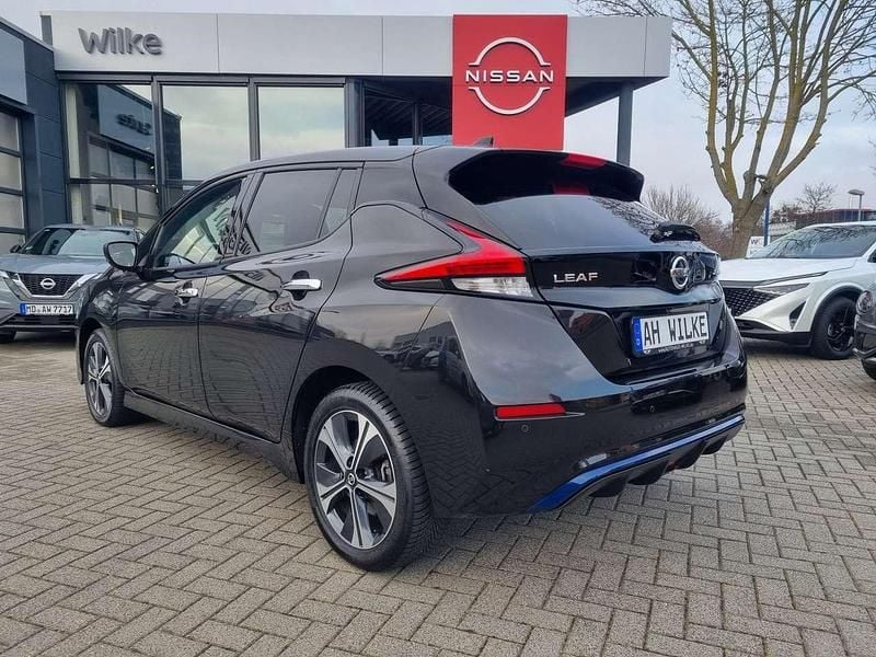 Gebraucht Nissan Leaf Tekna 160 kW (218 PS) 2021 Schwarz Kleinwagen