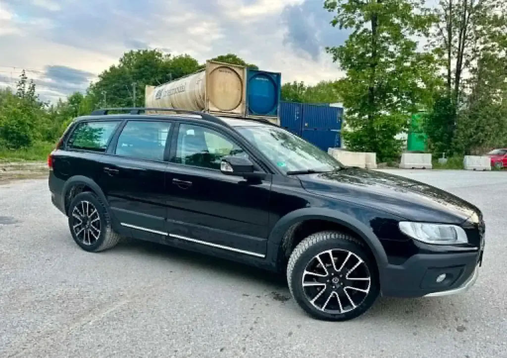 Gebraucht Volvo XC70 181 PS (133 kW) 2014 Schwarz Kombi
