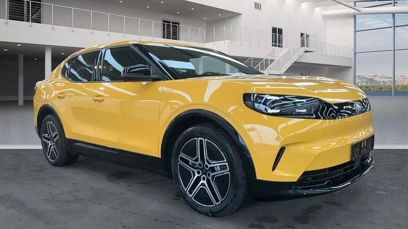 Usado Ford Capri Premium 250 kW (340 CV) 2025 Amarillo SUV