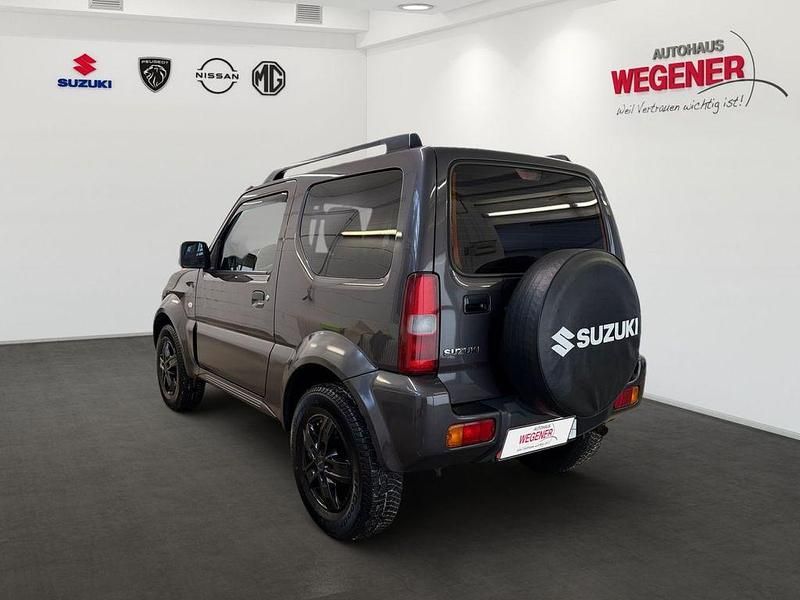 Gebraucht Suzuki Jimny Comfort 84 PS (61 kW) 2018 Quasar gray metallic SUV