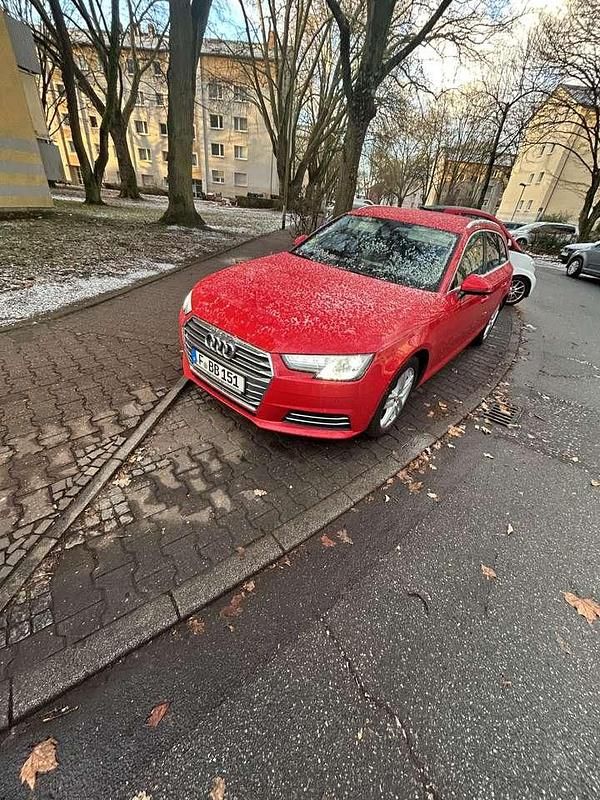 Gebraucht Audi A4 Sport 190 PS (139 kW) 2018 Rot Kombi