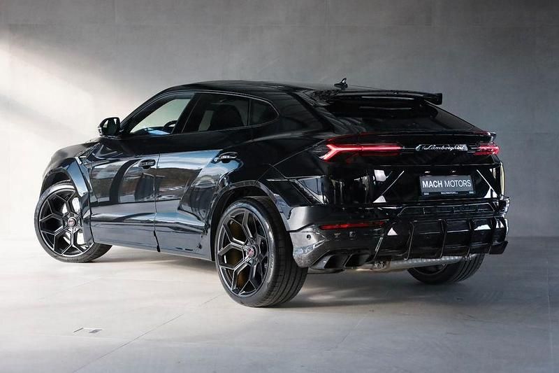 Gebraucht Lamborghini Urus 666 PS (489 kW) 2024 Schwarz SUV