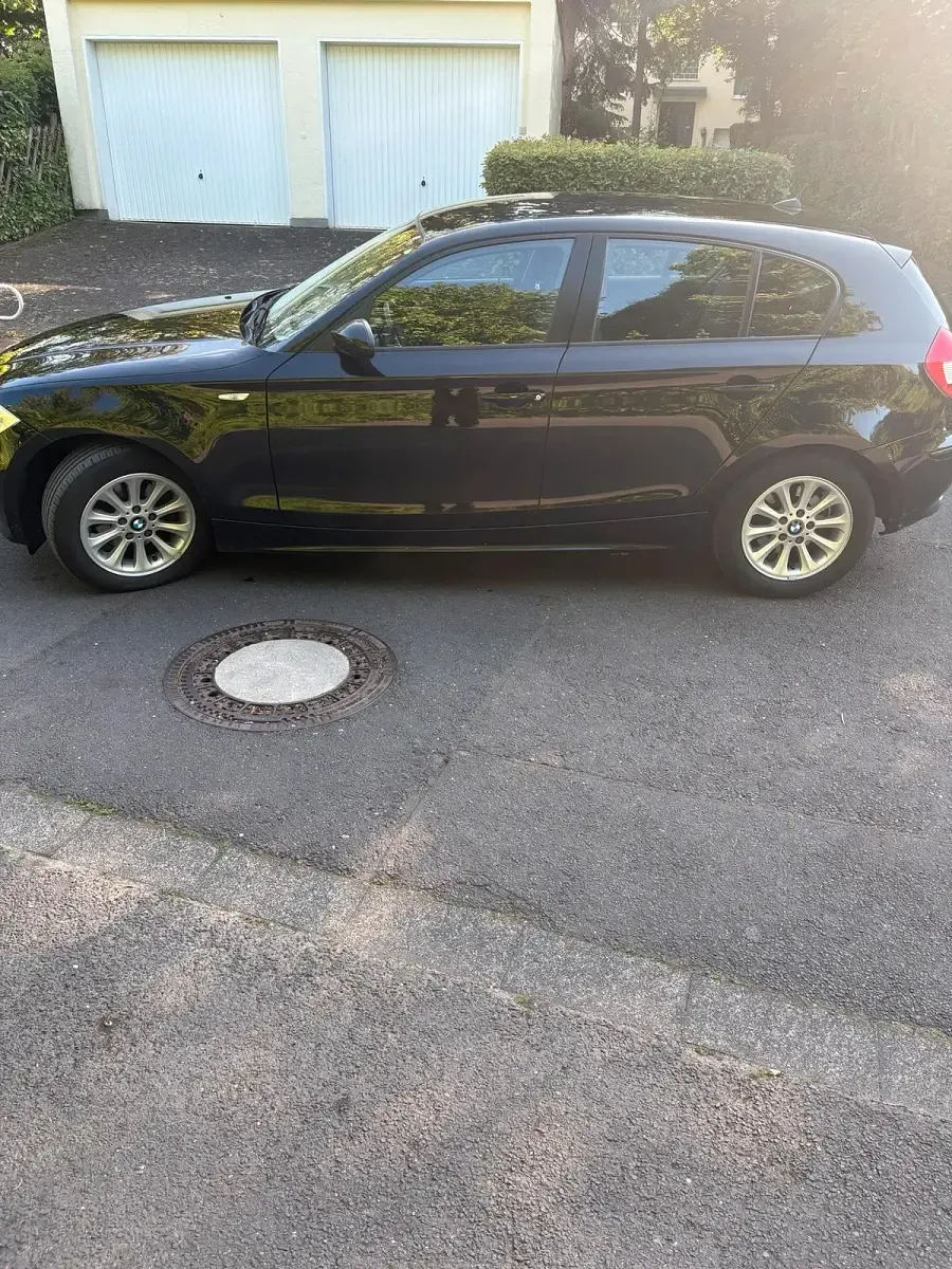 Gebraucht BMW 120 150 PS (110 kW) 2005 Schwarz Kleinwagen