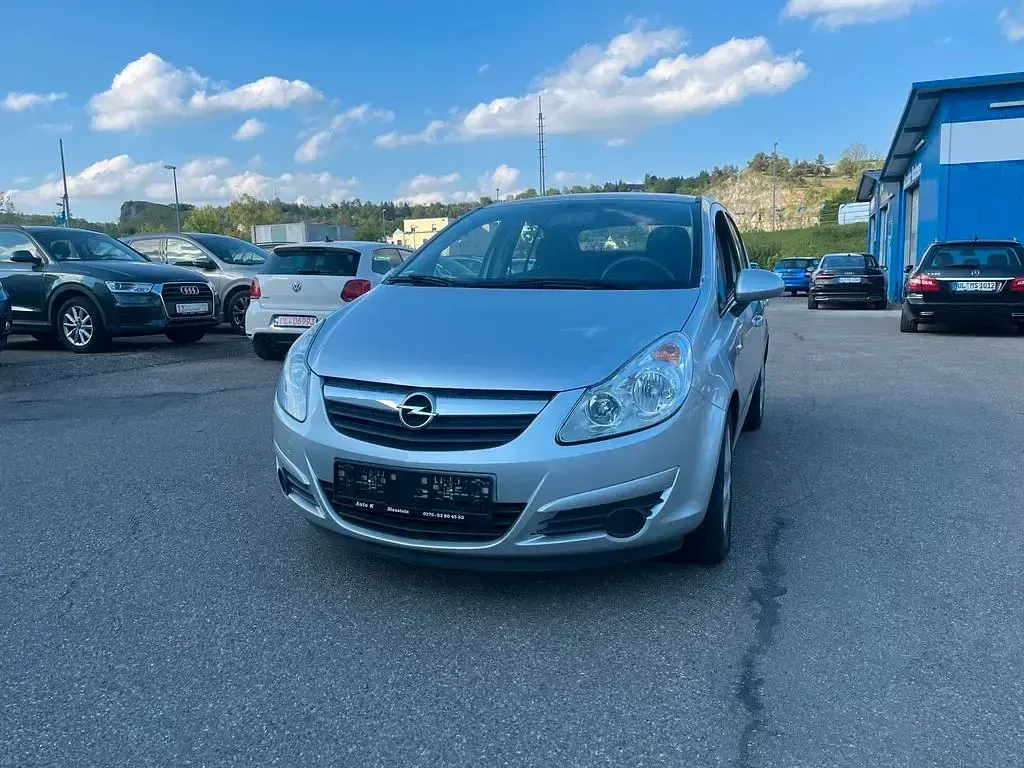 Gebraucht Opel Corsa Edition 80 PS (58 kW) 2008 Silber Kleinwagen