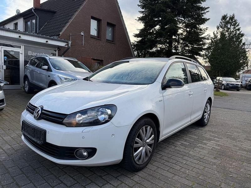 Gebraucht VW Golf VI Match 105 PS (77 kW) 2013 Weiß Kleinwagen