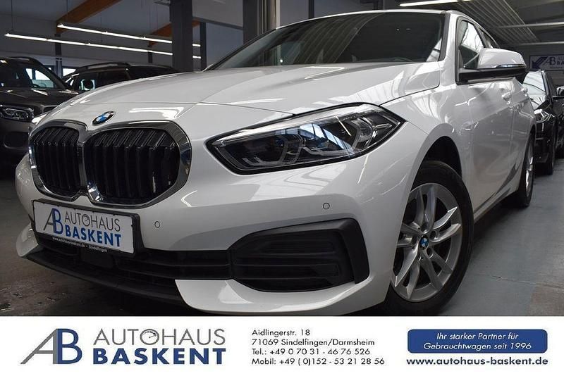 Weiß Gebraucht 2022 BMW 116 Advantage Kleinwagen | 18.890 € (Guter Preis) - Bild 1/4