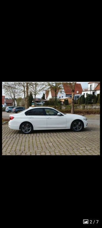 Weiß Gebraucht 2017 BMW 320 Advantage Limousine | 16.000 € (Fairer Preis) - Bild 1/4