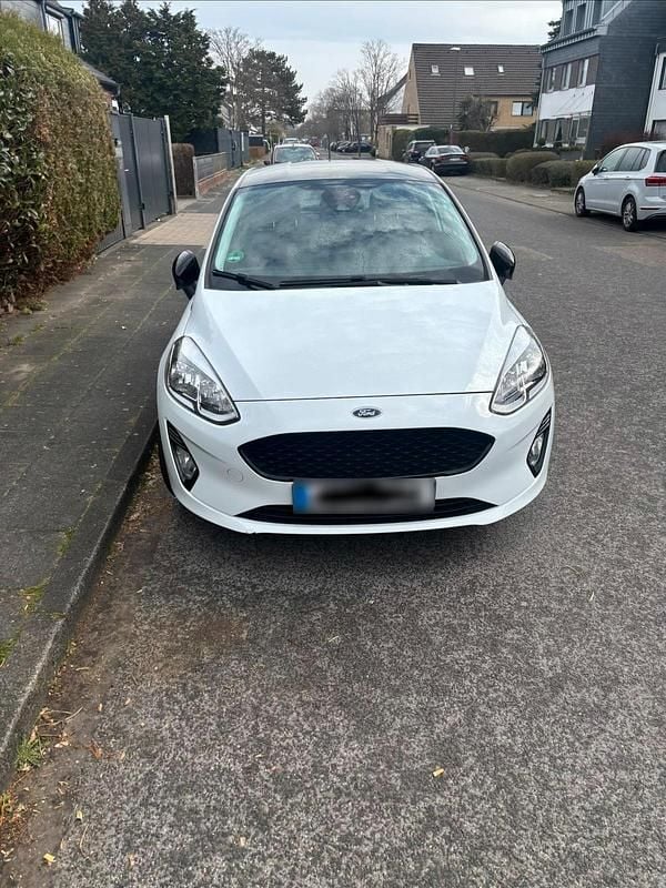 Gebraucht Ford Fiesta 70 PS (51 kW) 2017 Weiß Coupé