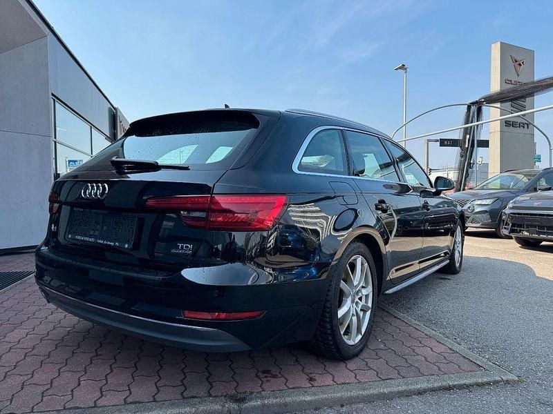 Gebraucht Audi A4 Sport 190 PS (139 kW) 2017 Schwarz Kombi