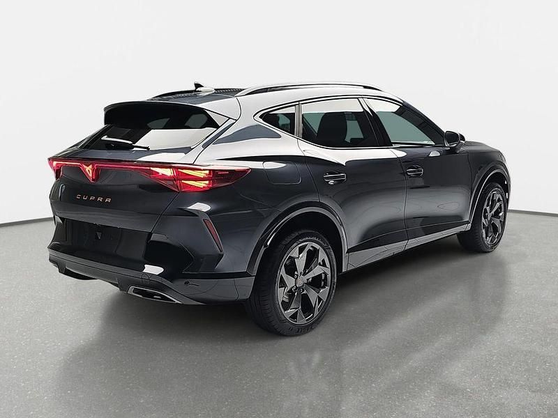 Neu Cupra Formentor 150 PS (110 kW) 2025 Grau SUV