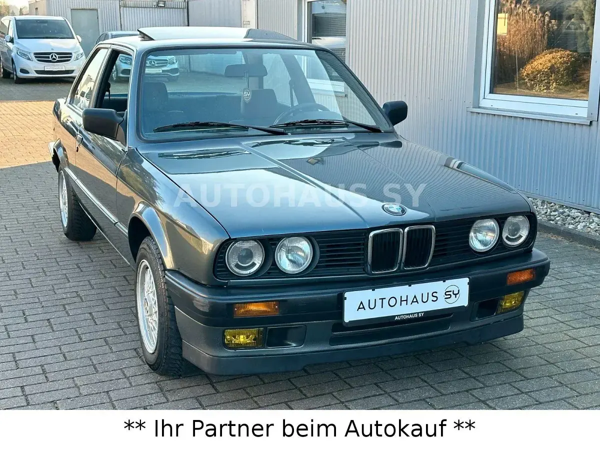 Gebraucht BMW 316 99 PS (72 kW) 1989 Grau Coupé