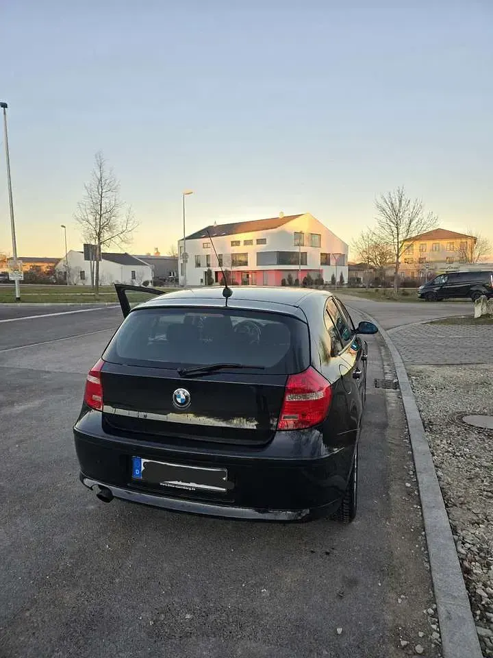 Gebraucht BMW 118 143 PS (105 kW) 2008 Kleinwagen