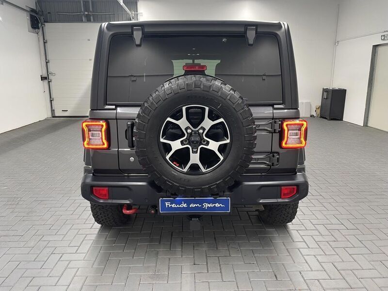 Gebraucht Jeep Wrangler Rubicon 272 PS (200 kW) 2020 Grau (granitkristallgraumet.) SUV