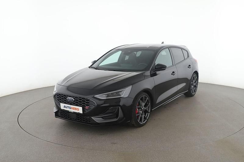 Schwarz Gebraucht 2023 Ford Focus ST Limousine | 33.900 € (Fairer Preis) - Bild 1/3